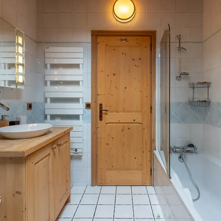 Saulire 7 With Sauna *